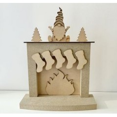18mm Christmas fireplace with hanging stockings - Gnome/Gonk Design 18mm MDF Christmas