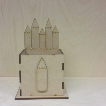 pencil_pot_with_small_pencils_on_back_panel