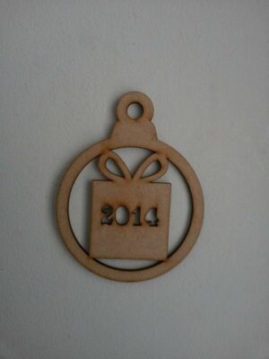 2014_gift_box_bauble