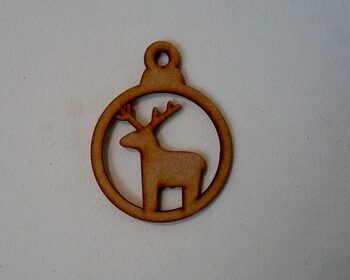 standing_reindeer_bauble