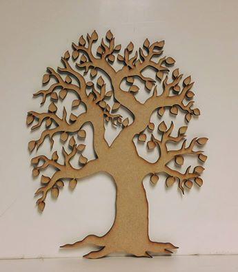 new_old_fashioned_tree_with_roots