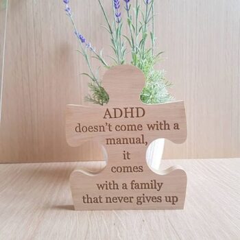18mm Engraved Oak Veneer Jigsaw - ADHD doesn't come with a manual..