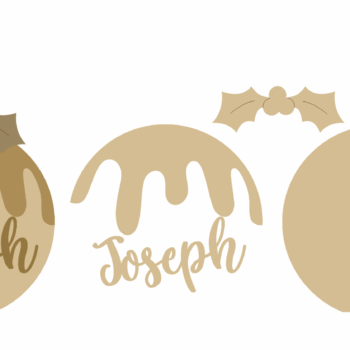 18mm Christmas Pudding with sauce, holly sprig with name
