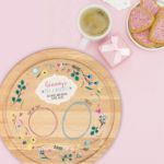 Round Shaped Mother’s Day Board