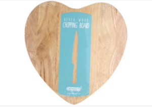 Apollo Homewares Wooden Heart Shape Board
