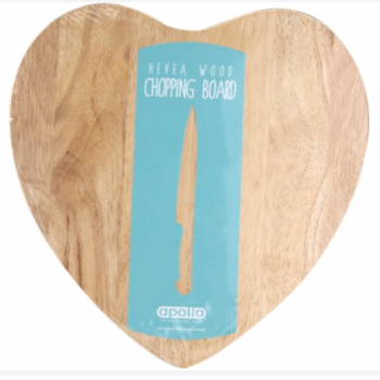 Apollo Homewares Wooden Heart Shape Board