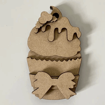 3mm mdf Christmas Pudding Cupcake Bauble